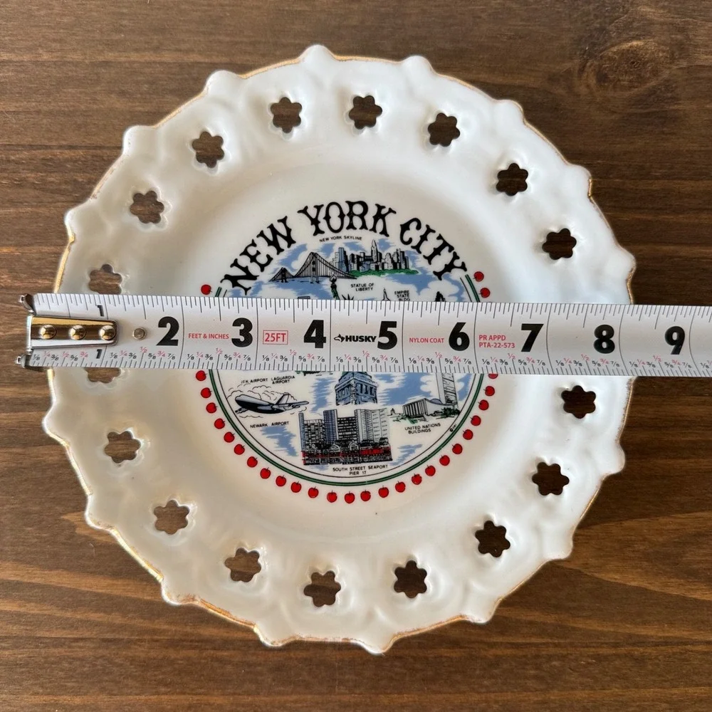 Vintage New York City Decorative Plate Statue of Liberty‎ Skyline Souvenir